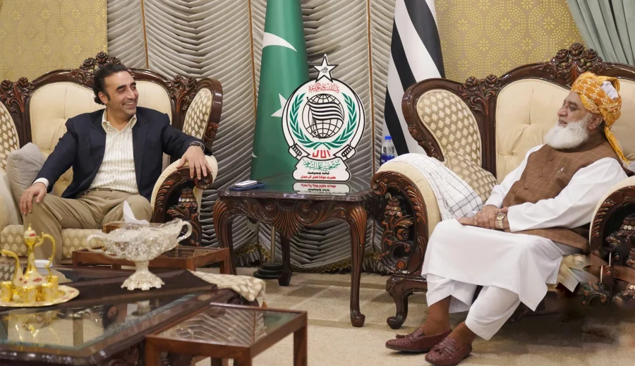 Bilawal Meets Maulana Fazlur Rehman Again Amid Ongoing Constitutional Talks