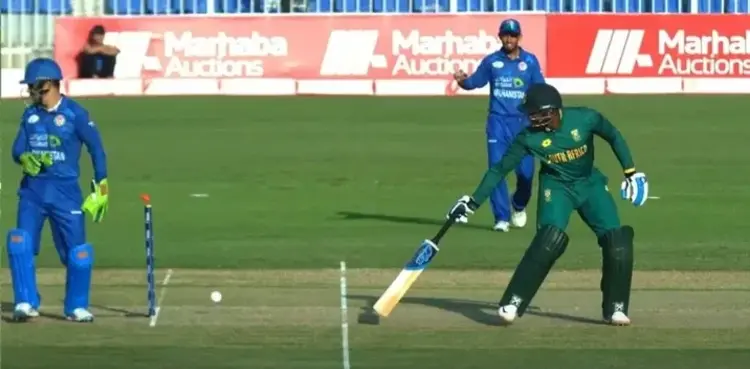 Gulbadin Naib Stuns Phehlukwayo with a Brilliant Run-Out